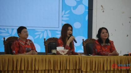 Pertemuan rutin dan ibadah bersama DWP Kabupaten Gunung Mas di GPU Damang Batu, Kuala Kurun, Selasa (29/9/2026).
